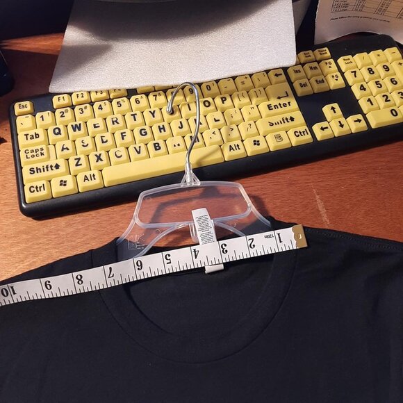 NEW ! Women T Shirt Thrivent "Live Generously" Graphic Heart Black Size M - Picture 4 of 8